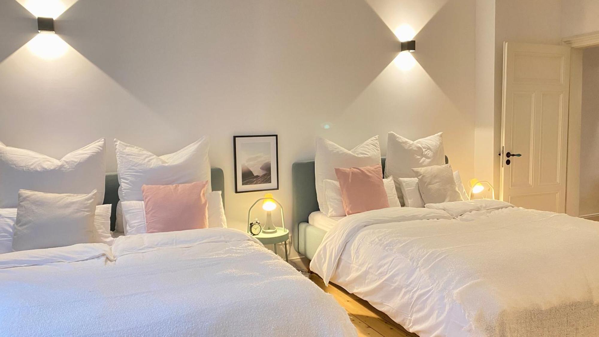Ferienwohnung Luxurioeses Altbau Im Szenenviertel Wuppertal Exterior foto