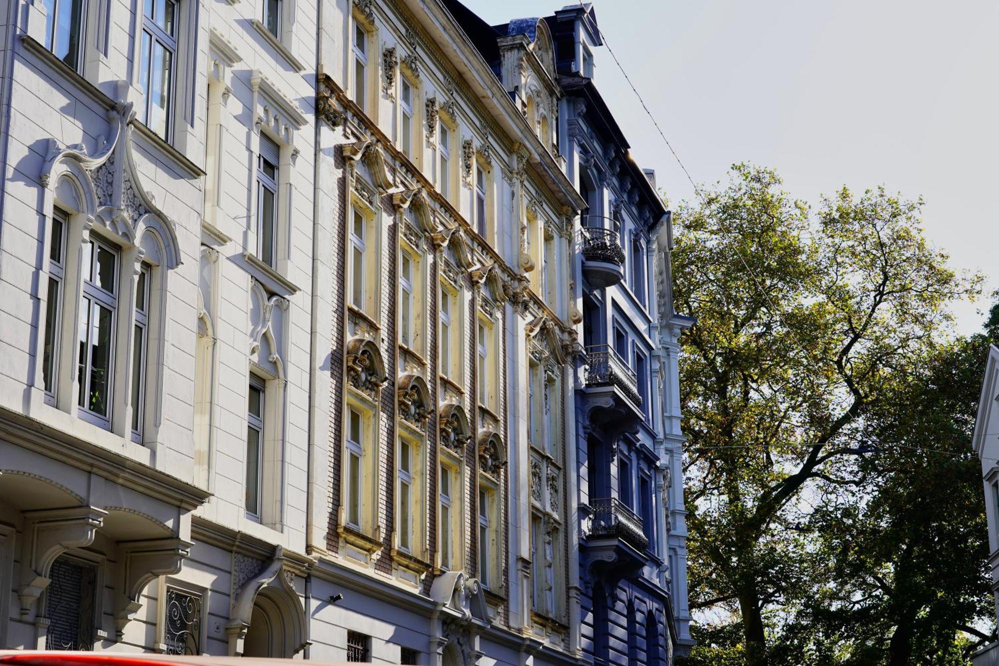 Ferienwohnung Luxurioeses Altbau Im Szenenviertel Wuppertal Exterior foto